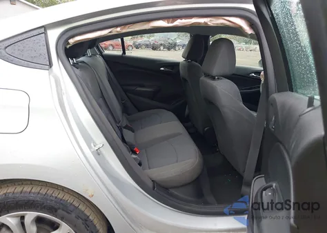 2019 Chevrolet Cruze Ls z USA, uszkodzony, nr VIN 1G1BC5SM1K7118963